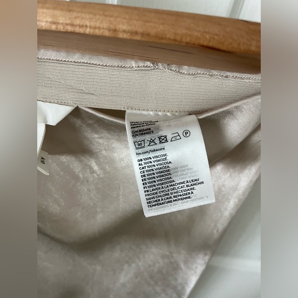 H&M 100% viscose skirt - Picture 9 of 14